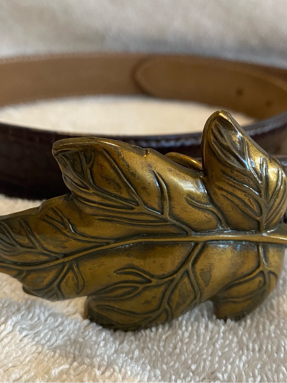 Vintage 90s Talbots Crocodile
Embossed Leather Leaf Buckle Belt - Made in Italy